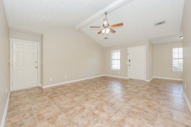 Foto del edificio - 4104 Pepperwood Dr