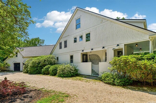 Building Photo - 17 Oak Meadow Ln
