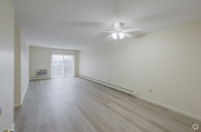 2HAB, 1BA - 950 ft² - East Bay Warren