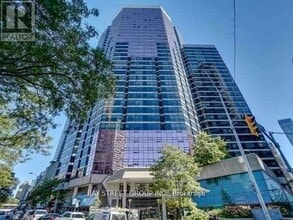 Building Photo - 1001 Bay St.