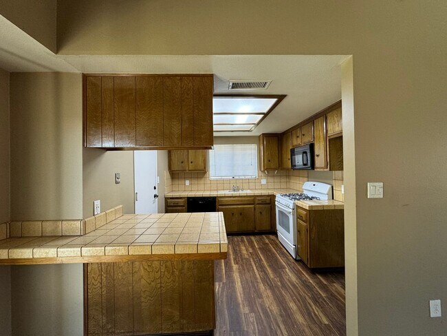 Foto del edificio - Charming Southwest Home!