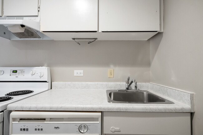 Photo du bâtiment - 330 on 25th