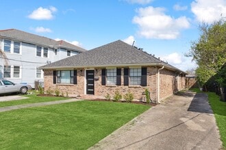 Building Photo - 4659 Dart St
