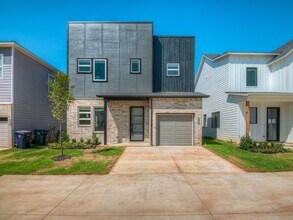 Building Photo - 2531 NW 132nd St