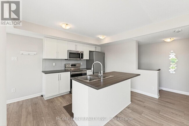 Building Photo - 1201 Chapman Mills Dr