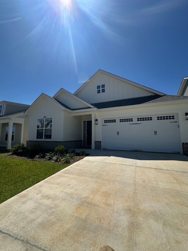 Primary Photo - RENT IN FALLSCHASE HOA COMMUNITY, NEW CONS...