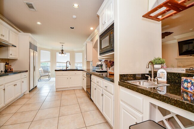 Foto del edificio - 14206 Jade Cove Dr