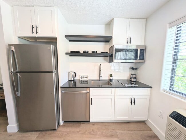 Large Studio - Model - Oxbow Apartments