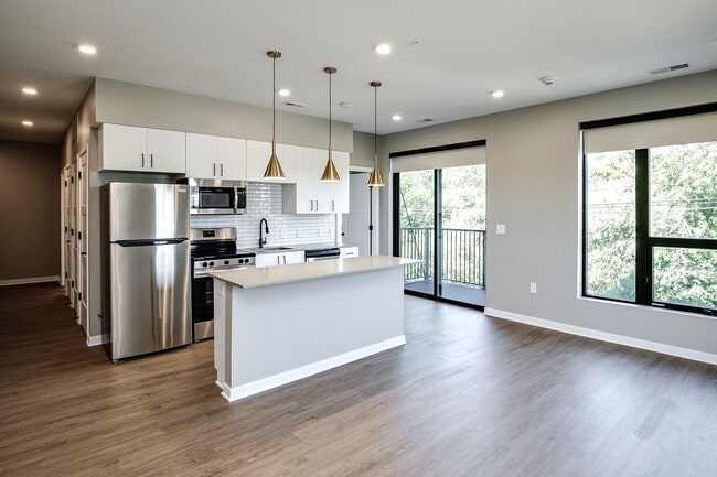 Building Photo - Boho Flats