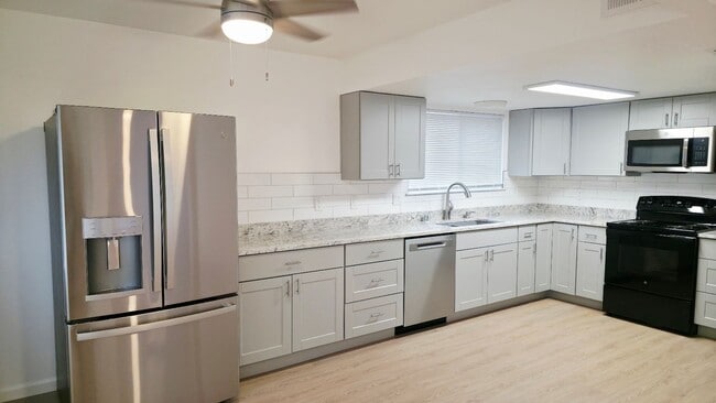 Building Photo - Heritage Hills 3 Bedroom