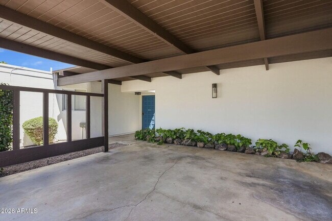 Building Photo - 7238 E Joshua Tree Ln