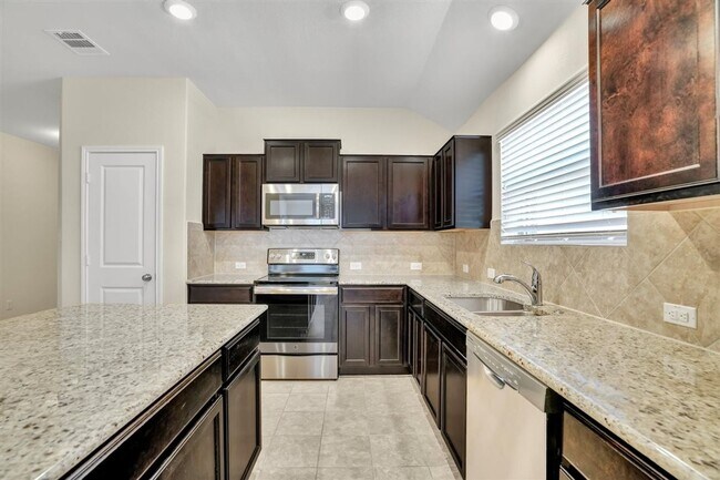 Foto del edificio - 1808 Erie Dr, Leander, Texas 78641