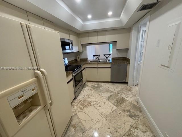 Foto del edificio - 520 Brickell Key Dr