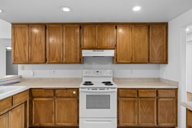 Foto del edificio - 621 Shadow Wood Dr