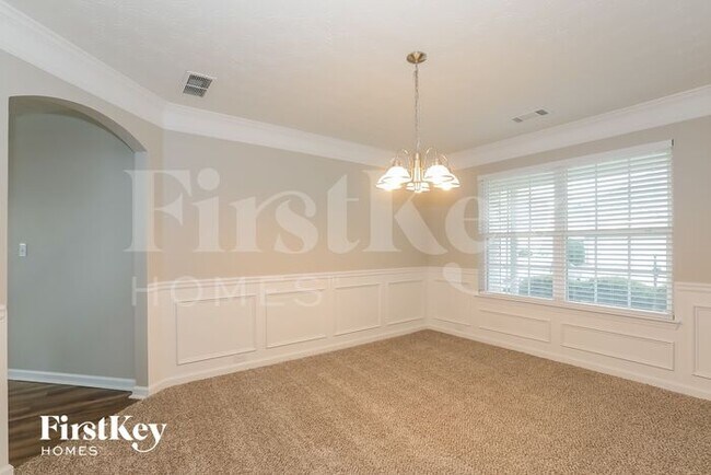 Foto del edificio - 4453 Beaver Tree St