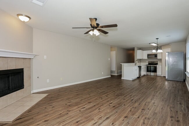 Building Photo - 2847 Park Pl Dr