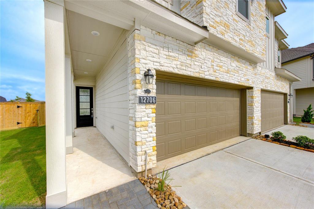 Primary Photo - 12706 Maravillas Creek Dr