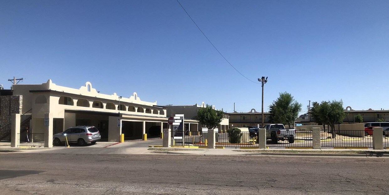 Foto principal - 4610 Arlen Ave