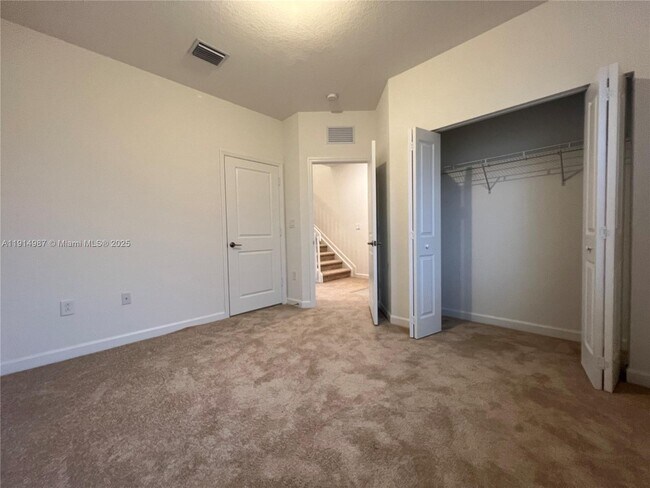 Foto del edificio - 18110 SW 148th Rd