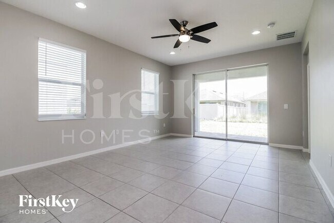 Building Photo - 2716 Giralda Ct