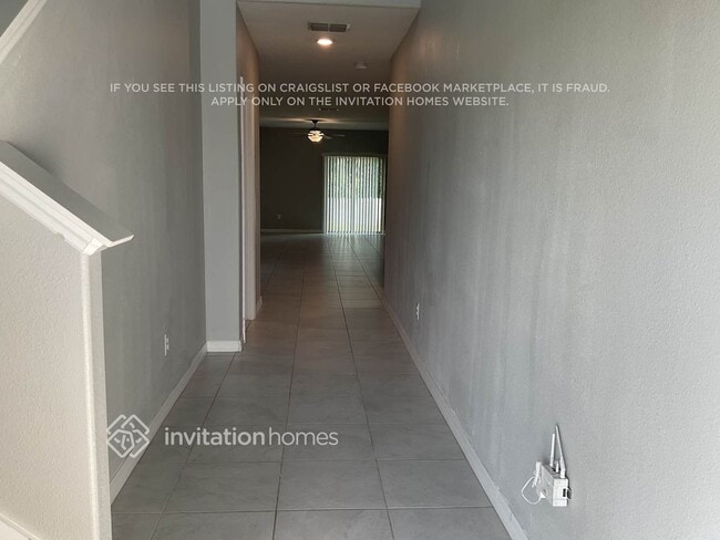 Building Photo - 2258 Jungle Dr