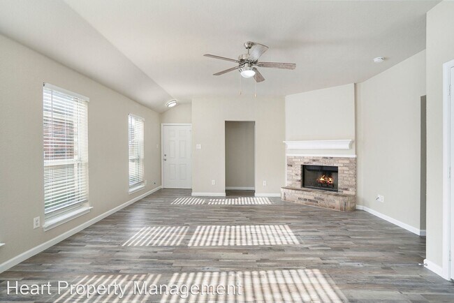 Building Photo - 3 br, 2 bath House - 3038 Casa Bella Dr