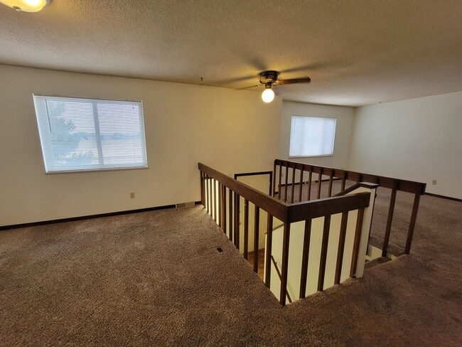 Foto del edificio - 2908-2910 14th Avenue Court