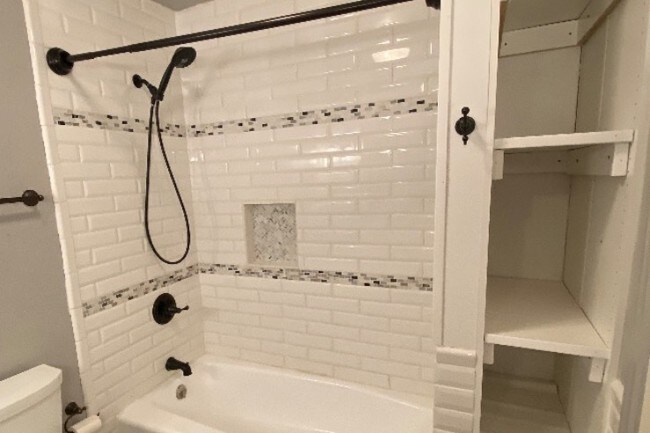 Building Photo - 4332 S Everett St