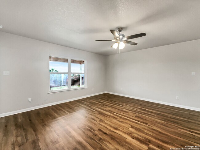 Foto del edificio - 6612 Luckey Path