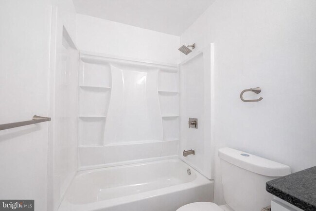 Foto del edificio - 20 Fort Sumpter Rd