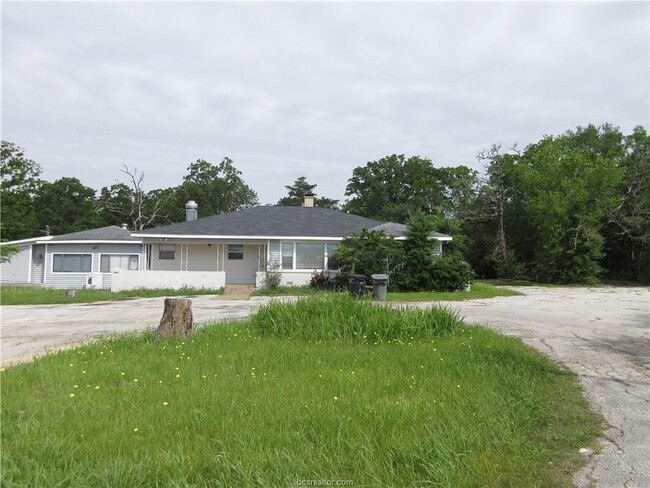 Building Photo - 4660 Raymond Stotzer Pkwy