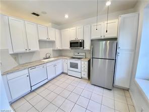 Building Photo - 7550 Meadow Lakes Dr