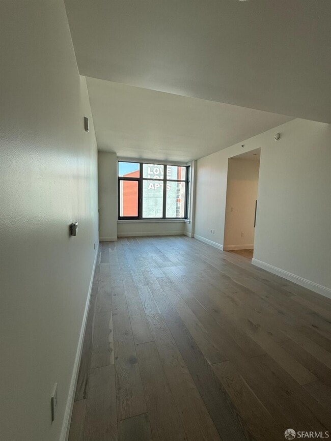 Building Photo - 588 Minna St
