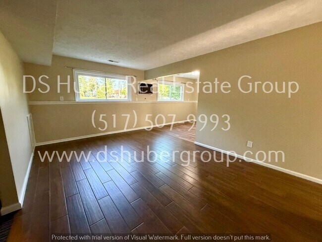 Building Photo - 330 N Church St