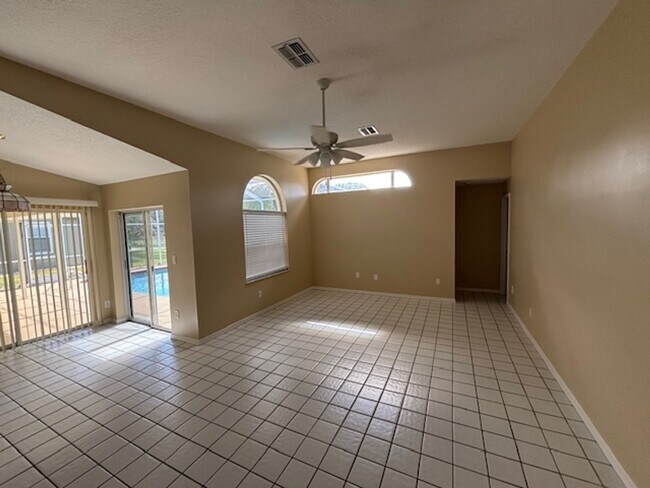 Foto del edificio - Pool Home in 7-Hills