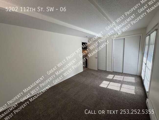 Foto del edificio - 5202 112th St SW