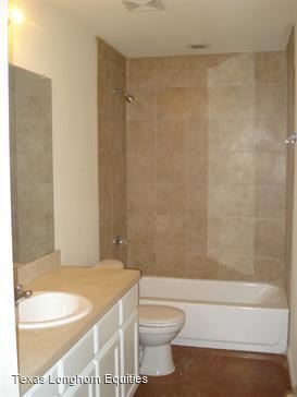 Building Photo - 3 br, 2 bath Apartment - 1012 Jameson