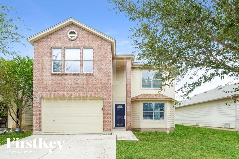 Foto principal - 11335 Saratoga Coach