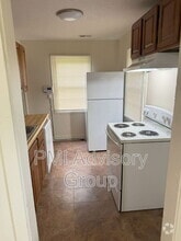 Building Photo - 412 SE 33rd Terrace