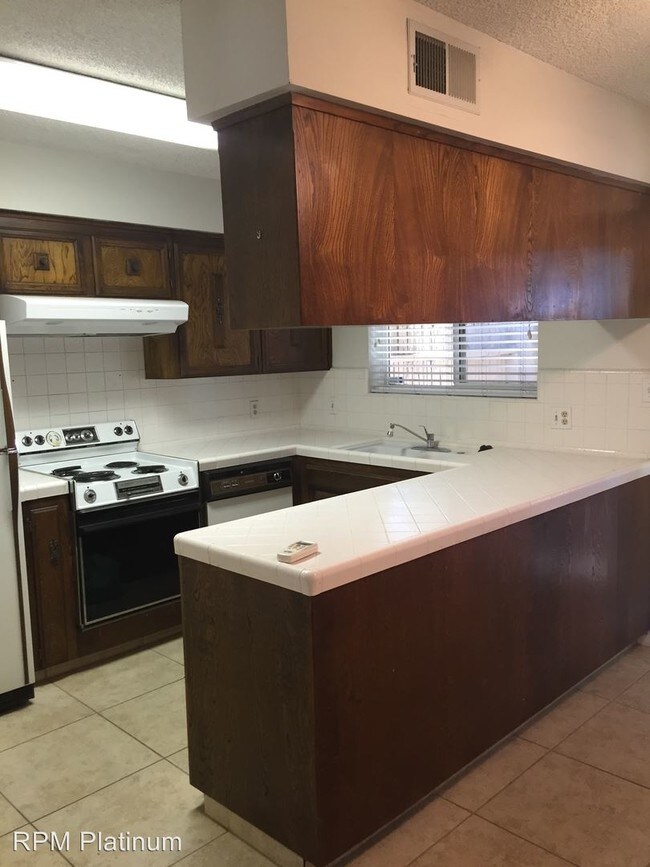 Foto del edificio - 4849 N 7th St