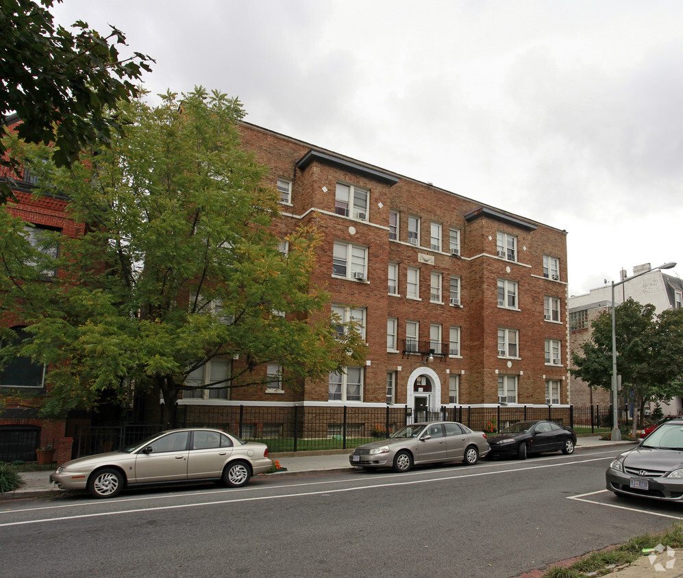 Building Photo - 1421 12th St NW