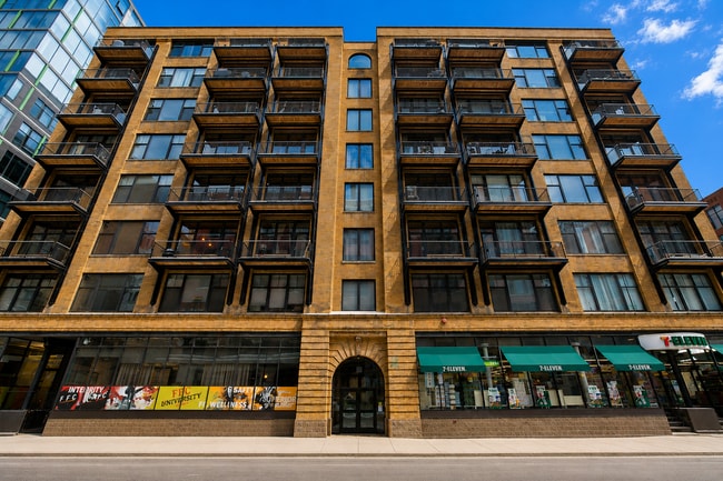 Building Photo - 625 W Jackson Blvd
