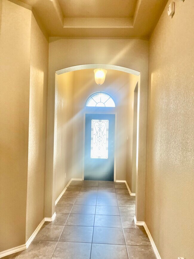 Foto del edificio - 2025 Lake Vista Dr