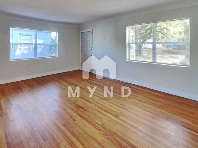 Building Photo - 5047 2nd Ave N