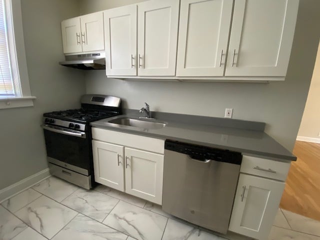 Building Photo - 732 Reba Pl
