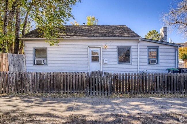 Building Photo - 1314 Jackson St