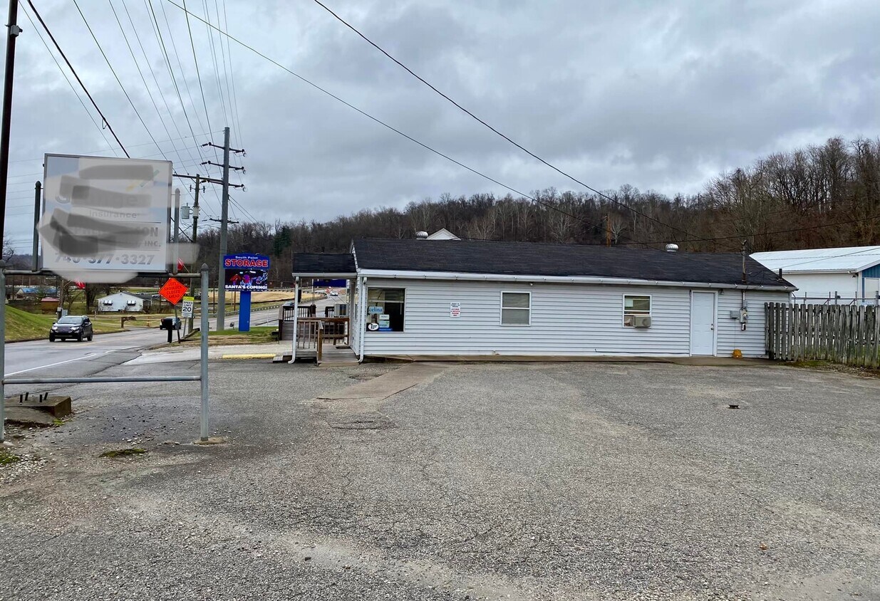 Building Photo - 520 Solida Rd