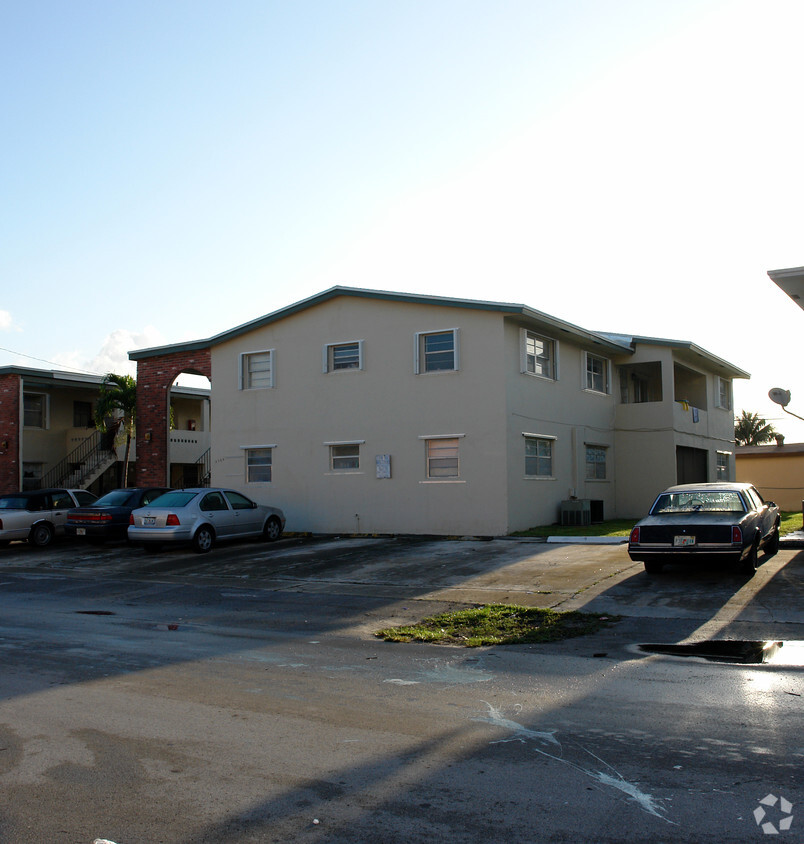 Primary Photo - 3750 S 59th Ave