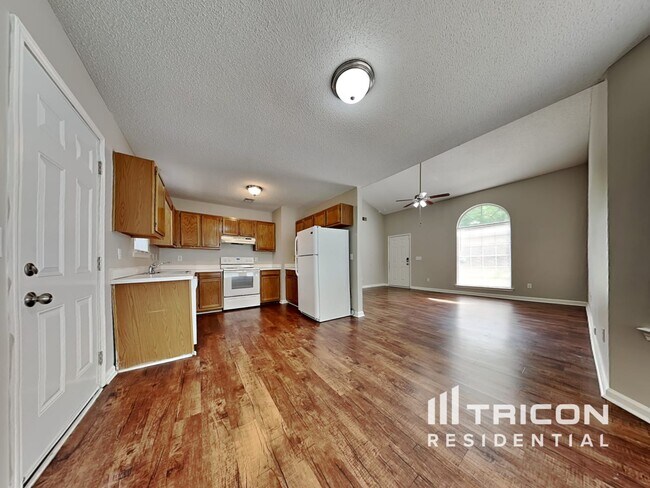 Building Photo - 131 Bradstone Road Irmo SC