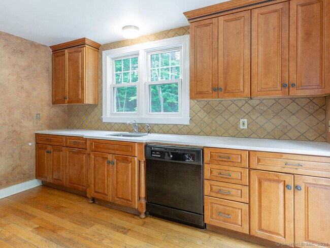 Foto del edificio - 432 Hopmeadow St
